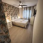Apartmán Mrv Centro Piscina Y Parking Torremolinos