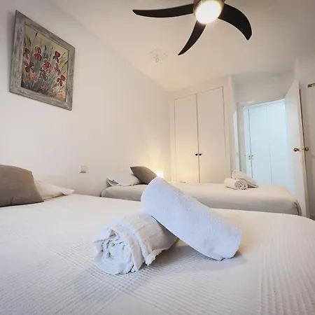 Mrv Centro Piscina Y Parking Apartment Torremolinos