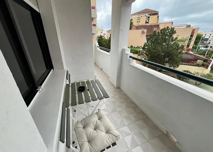 Mrv Centro Piscina Y Parking * 토레몰리노스