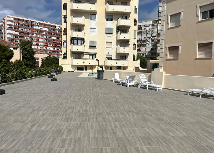 Mrv Centro Piscina Y Parking 아파트