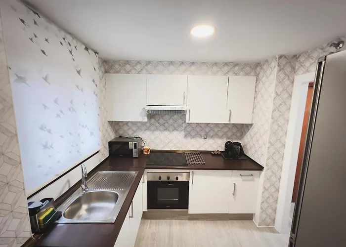 Mrv Centro Piscina Y Parking 아파트