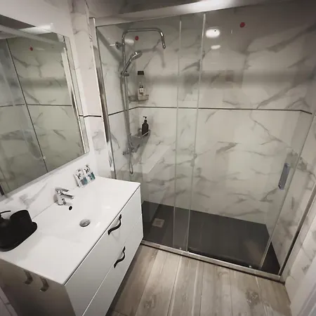 Mrv Centro Piscina Y Parking