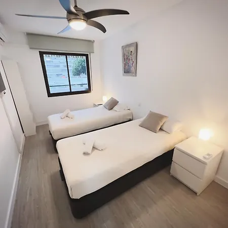 Mrv Centro Piscina Y Parking * Torremolinos